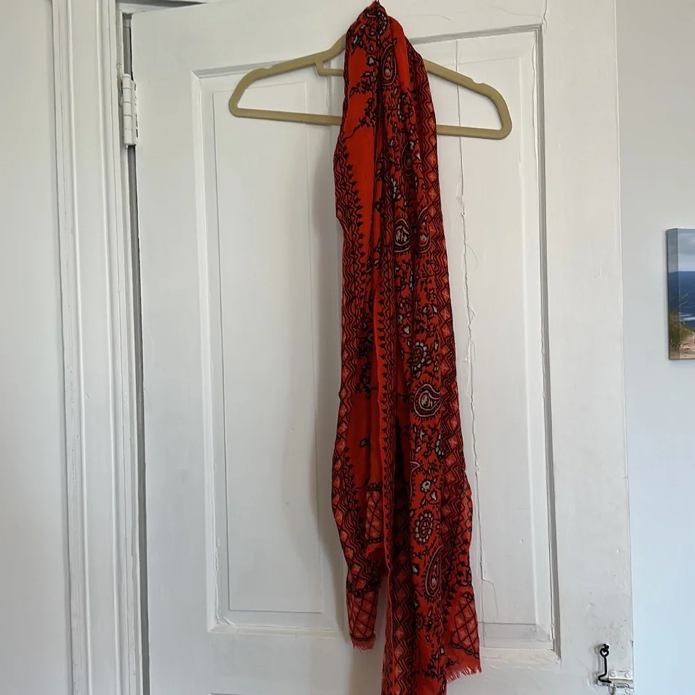 Patterned Scarf - Picture 5 of 7